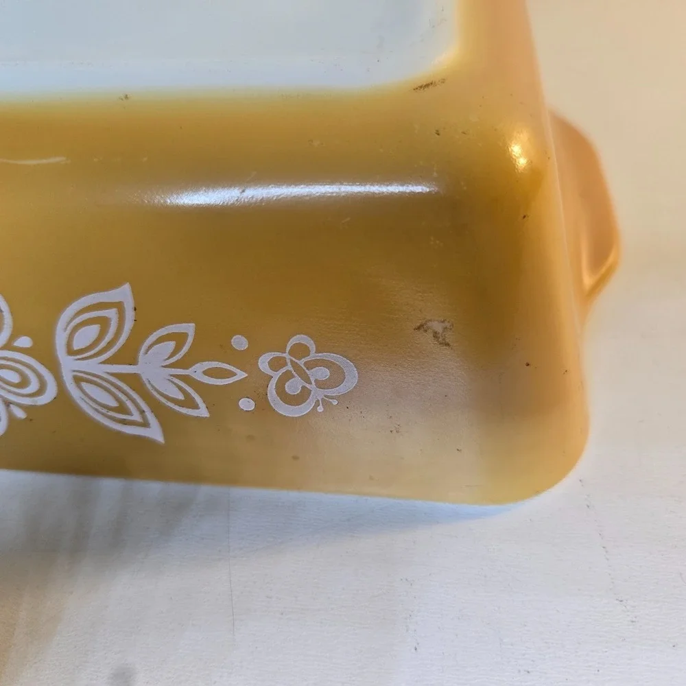 Pyrex Ovenware 1.5 QT Baking Casserole Dish 0503 Yellow w/ Flowers Butterflies